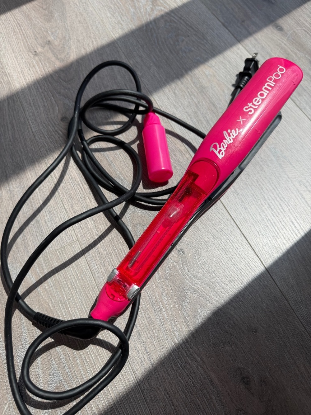 L'ORÉAL PROFESSIONNEL Limited Edition! Barbie x Steampod Flat Iron & Curling Iro